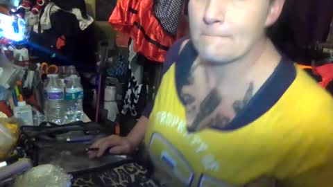 Snapshot of reallyredrum69th chatting on 10-25-25, 05:30 reallyredrum69th online show from 10-25-25, 05:30