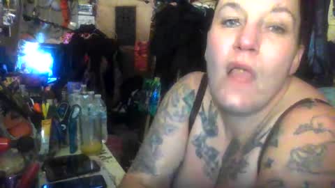 Snapshot of reallyredrum69th chatting on 11-07-25, 04:29 reallyredrum69th online show from 11-07-25, 04:29