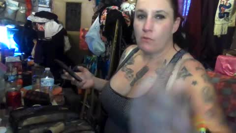 Snapshot of reallyredrum69th chatting on 11-16-25, 06:46 reallyredrum69th online show from 11-16-25, 06:46