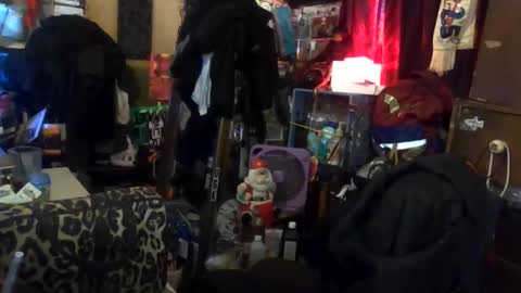 Snapshot of reallyredrum69th chatting on 12-04-25, 05:21 reallyredrum69th online show from 12-04-25, 05:21