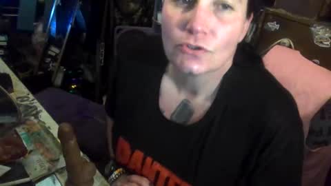 Snapshot of reallyredrum69th chatting on 04-15-26, 07:15 reallyredrum69th online show from 04-15-26, 07:15