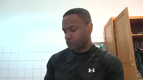 Snapshot of realreyblack chatting on 04-03-26, 11:41 Rey online show from 04-03-26, 11:41