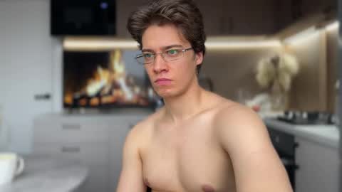 AliceEve online show from 03-03-25, 12:27