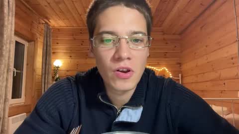 AliceEve online show from 09-22-25, 04:53