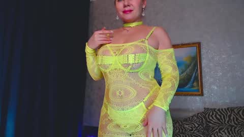 Snapshot of reasonforpassion_ chatting on 01-31-25, 06:14 Im a little sick. Ill be back soon. online show from 01-31-25, 06:14