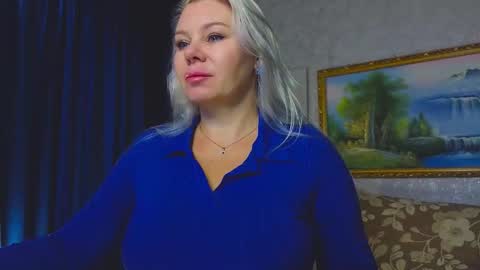 Snapshot of reasonforpassion_ chatting on 09-29-25, 05:34 Im a little sick. Ill be back soon. online show from 09-29-25, 05:34