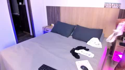 Snapshot of rebeca_cortez1 chatting on 12-16-25, 08:58 I invite you to my birthday on November 3th online show from 12-16-25, 08:58