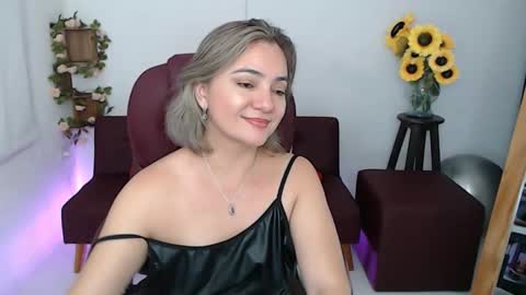 REBECA online show from 05-14-26, 01:34