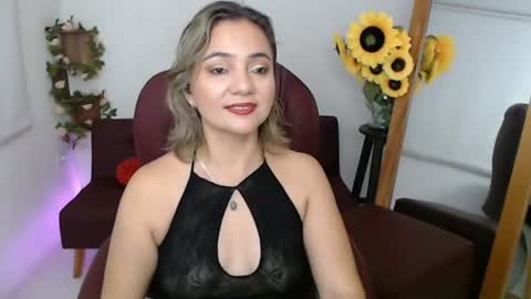 Snapshot of rebeca_milf chatting on 07-22-26, 01:58 REBECA online show from 07-22-26, 01:58