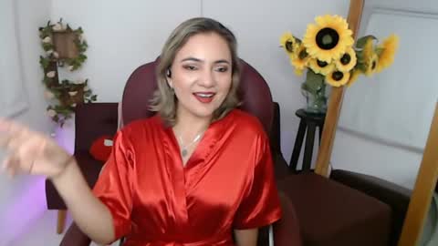 Snapshot of rebeca_milf chatting on 07-23-26, 01:42 REBECA online show from 07-23-26, 01:42