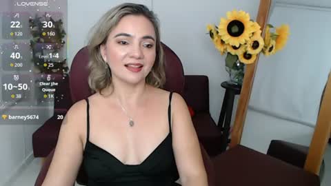 Snapshot of rebeca_milf chatting on 07-29-26, 02:15 REBECA online show from 07-29-26, 02:15