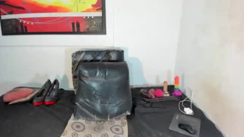 rebecabanks online show from 03-13-26, 02:40