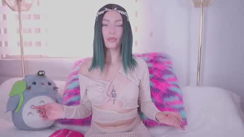 Snapshot of rebecah_1 chatting on 09-16-25, 01:01 Rebeca online show from 09-16-25, 01:01