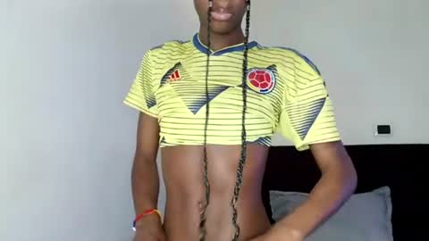Snapshot of rebecca23278 chatting on 07-30-26, 04:28 Tu mami Rebecca online show from 07-30-26, 04:28