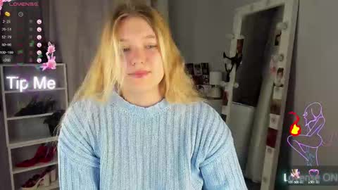 Snapshot of rebecca_____ chatting on 09-12-25, 01:49 rebecca_____ online show from 09-12-25, 01:49