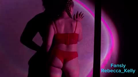 Snapshot of rebecca_____ chatting on 09-24-25, 01:53 rebecca_____ online show from 09-24-25, 01:53