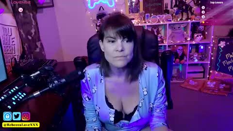 Snapshot of rebeccalovexxx chatting on 02-12-25, 08:50 Rebecca Love online show from 02-12-25, 08:50