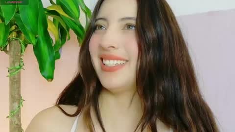 rebeccawhite_meow online show from 06-07-26, 07:17