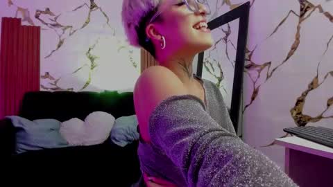 Snapshot of rebeka_baker chatting on 09-10-25, 03:28 REBEKA online show from 09-10-25, 03:28