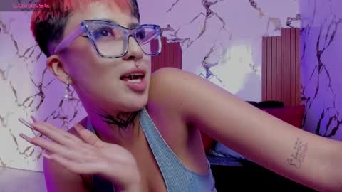 Snapshot of rebeka_baker chatting on 09-24-25, 02:42 REBEKA online show from 09-24-25, 02:42