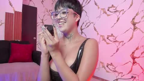 Snapshot of rebeka_baker chatting on 10-29-25, 06:37 REBEKA online show from 10-29-25, 06:37