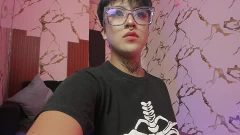 Snapshot of rebeka_baker chatting on 11-07-25, 12:05 REBEKA online show from 11-07-25, 12:05