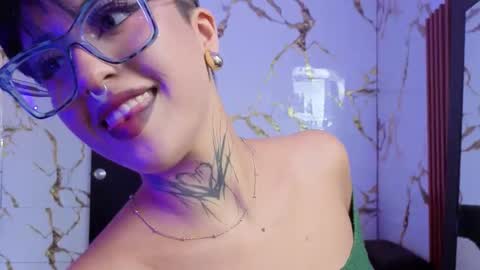 Snapshot of rebeka_baker chatting on 12-03-25, 12:36 REBEKA online show from 12-03-25, 12:36