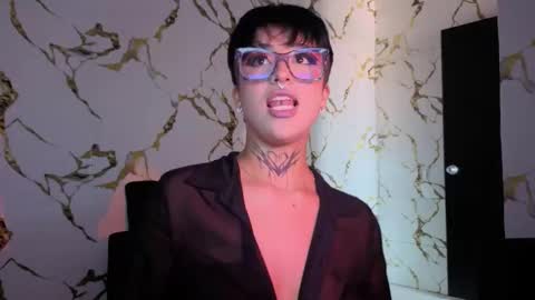 Snapshot of rebeka_baker chatting on 12-20-25, 12:23 REBEKA online show from 12-20-25, 12:23