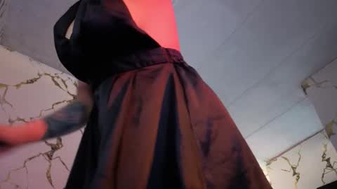 Snapshot of rebeka_baker chatting on 12-22-25, 01:30 REBEKA online show from 12-22-25, 01:30