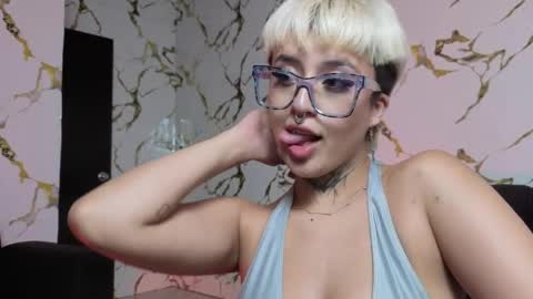 REBEKA online show from 04-05-26, 01:36