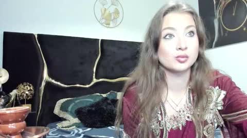 rebekarose online show from 10-31-25, 11:39
