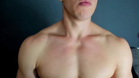 twitter REECET26 instagram RECCETAYLOR online show from 10-24-25, 03:36