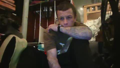 Snapshot of recka810 chatting on 03-01-25, 03:21 recka810 online show from 03-01-25, 03:21