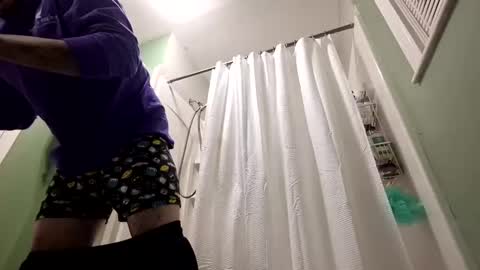 Snapshot of recka810 chatting on 11-09-25, 08:01 recka810 online show from 11-09-25, 08:01