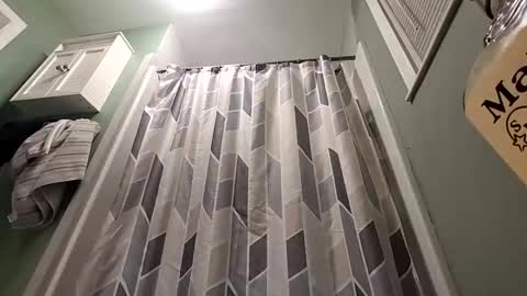 Snapshot of recka810 chatting on 11-30-25, 08:07 recka810 online show from 11-30-25, 08:07