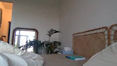 red_cat_93 online show from 05-18-26, 07:20