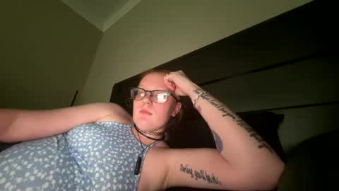 Snapshot of red_hot_foxx03 chatting on 05-20-26, 07:20 red_hot_foxx03 online show from 05-20-26, 07:20