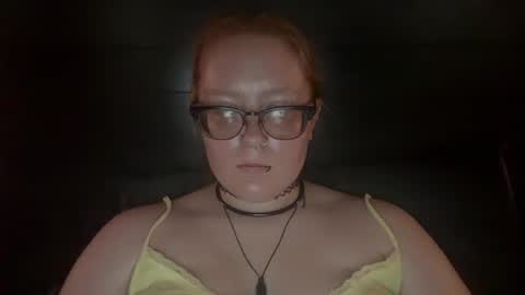 Snapshot of red_hot_foxx03 chatting on 08-04-26, 03:03 red_hot_foxx03 online show from 08-04-26, 03:03