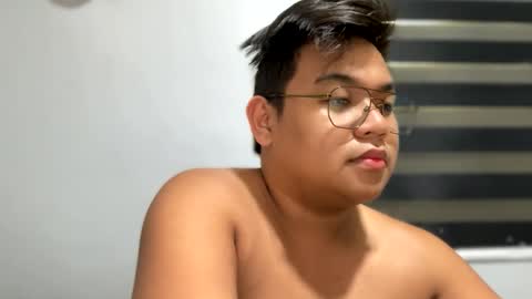 Snapshot of red_iibraxx chatting on 02-21-25, 05:13 Red Libra online show from 02-21-25, 05:13