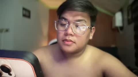 Snapshot of red_iibraxx chatting on 03-06-26, 01:29 Red Libra online show from 03-06-26, 01:29