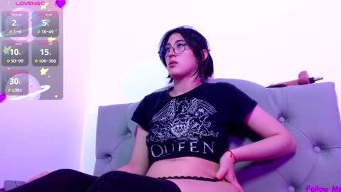Snapshot of red_moonn chatting on 12-18-24, 06:57 IG OF red moonn online show from 12-18-24, 06:57