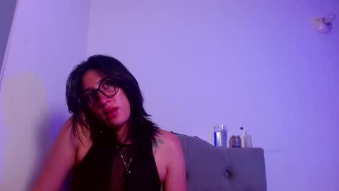 Snapshot of red_moonn chatting on 09-30-25, 07:13 IG OF red moonn online show from 09-30-25, 07:13