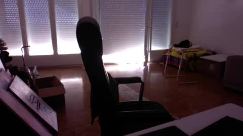redbonezzzz online show from 06-18-26, 04:00