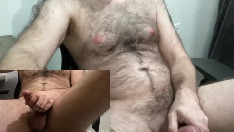 Snapshot of reddbear89 chatting on 12-16-24, 12:16 hornyslutbear online show from 12-16-24, 12:16
