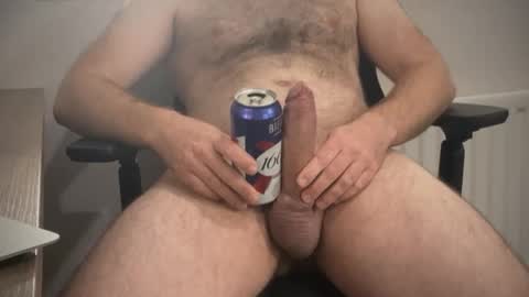 Snapshot of reddbear89 chatting on 09-10-25, 04:40 hornyslutbear online show from 09-10-25, 04:40