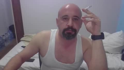 Snapshot of reddeck chatting on 09-27-25, 05:18 Old but gold online show from 09-27-25, 05:18