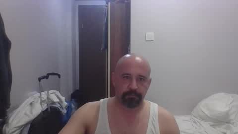 Snapshot of reddeck chatting on 10-02-25, 08:38 Old but gold online show from 10-02-25, 08:38