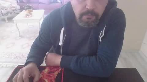 Snapshot of reddeck chatting on 03-21-26, 12:10 Old but gold online show from 03-21-26, 12:10