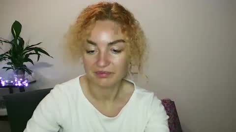 Snapshot of reddgirll chatting on 01-26-25, 09:29 reddgirll online show from 01-26-25, 09:29