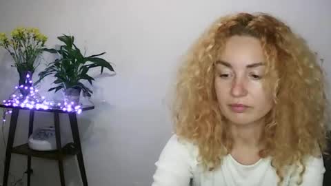 Snapshot of reddgirll chatting on 01-29-25, 05:02 reddgirll online show from 01-29-25, 05:02